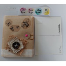  lace cluster  pouch